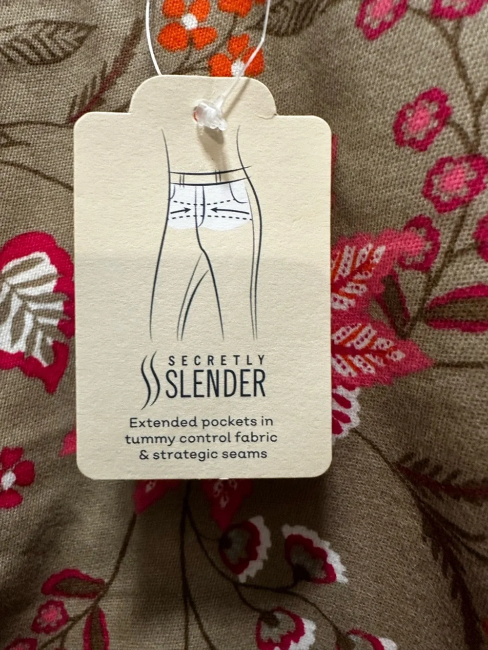 St. John’s Bay Size 14 Floral Bermuda Shorts NWT - Picture 4 of 9